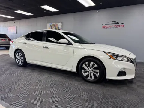 White 2019 Nissan Altima 2.5 S 4dr Sedan for sale in Las Vegas, NV