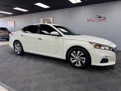 Photos of 2019 Nissan Altima 2.5 S 4dr Sedan for sale in Las Vegas, NV at Boktor Motors