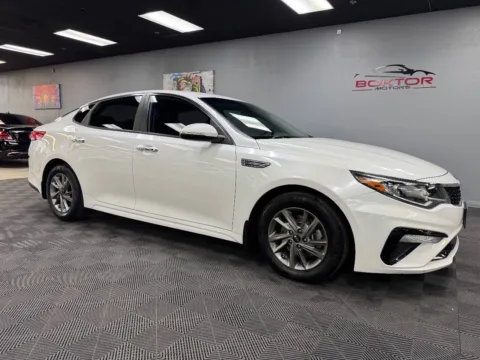 White 2019 Kia Optima LX 4dr Sedan for sale in Las Vegas, NV
