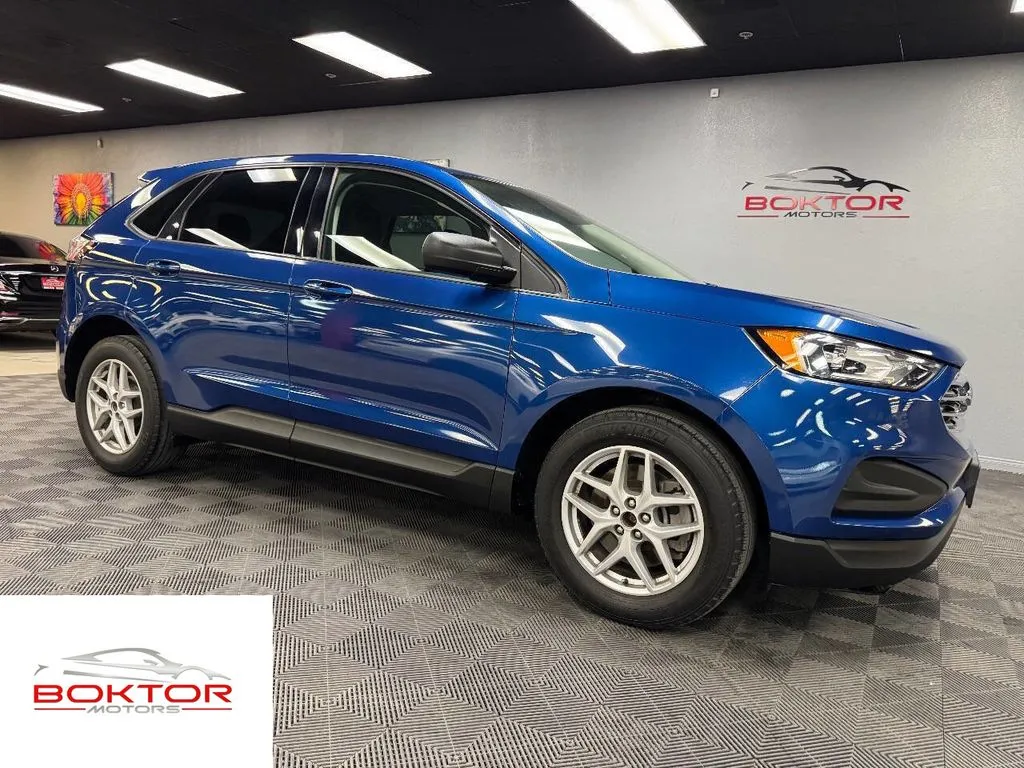 Blue 2021 Ford Edge SE for sale in Las Vegas, NV