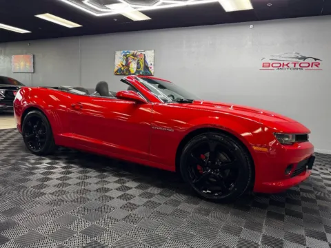 Red 2015 Chevrolet Camaro LT 2dr Convertible w/1LT for sale in Las Vegas, NV