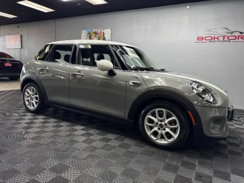 Gray 2019 MINI Hardtop 4 Door Cooper 4dr Hatchback for sale in Las Vegas, NV