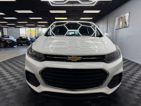 More photos of 2019 Chevrolet Trax LS at Boktor Motors, NV