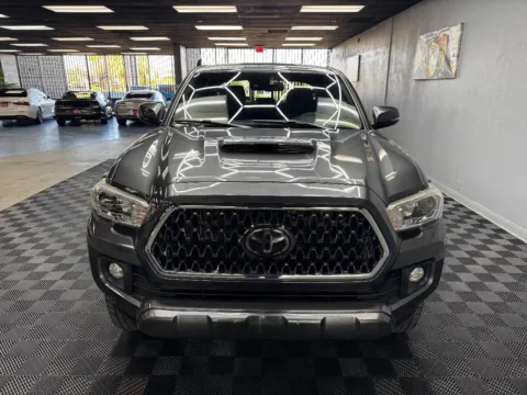 More photos of 2018 Toyota Tacoma TRD Sport 4x4 4dr Double Cab 6.1 ft LB at Boktor Motors, NV