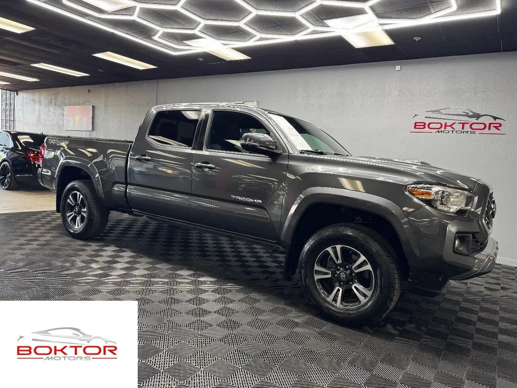 Red 2018 Toyota Tacoma TRD Sport for sale in Las Vegas, NV