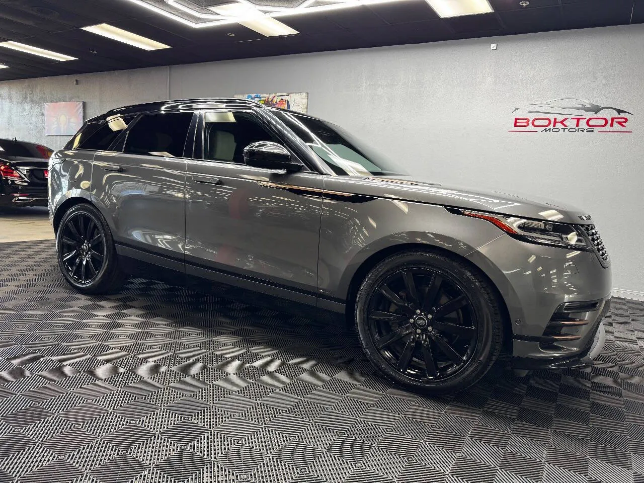 Gray 2018 Land Rover Range Rover Velar P380 R Dynamic HSE AWD 4dr SUV for sale in Las Vegas, NV