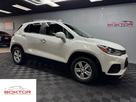 White 2019 Chevrolet Trax LT for sale in Las Vegas, NV