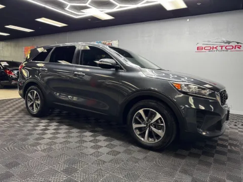 Gray 2020 Kia Sorento LX V6 4dr SUV for sale in Las Vegas, NV