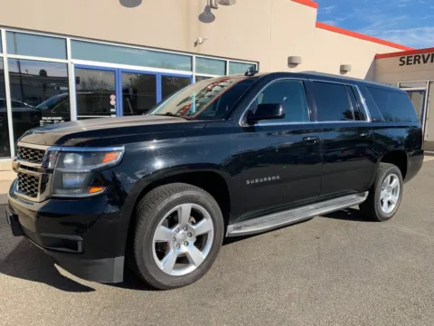 Black 2016 Chevrolet Suburban LT for sale in Meriden, CT