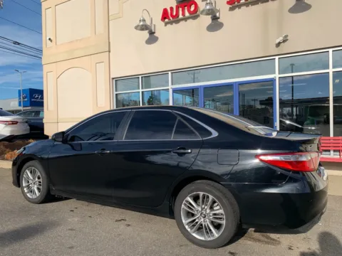 More photos of 2017 Toyota Camry SE at Star Auto Sales, CT