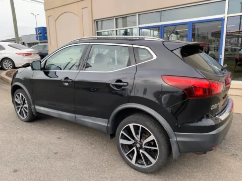 More photos of 2018 Nissan Rogue Sport SL at Star Auto Sales, CT