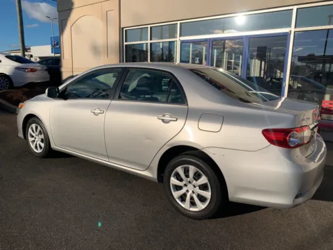 More photos of 2013 Toyota Corolla LE at Star Auto Sales, CT