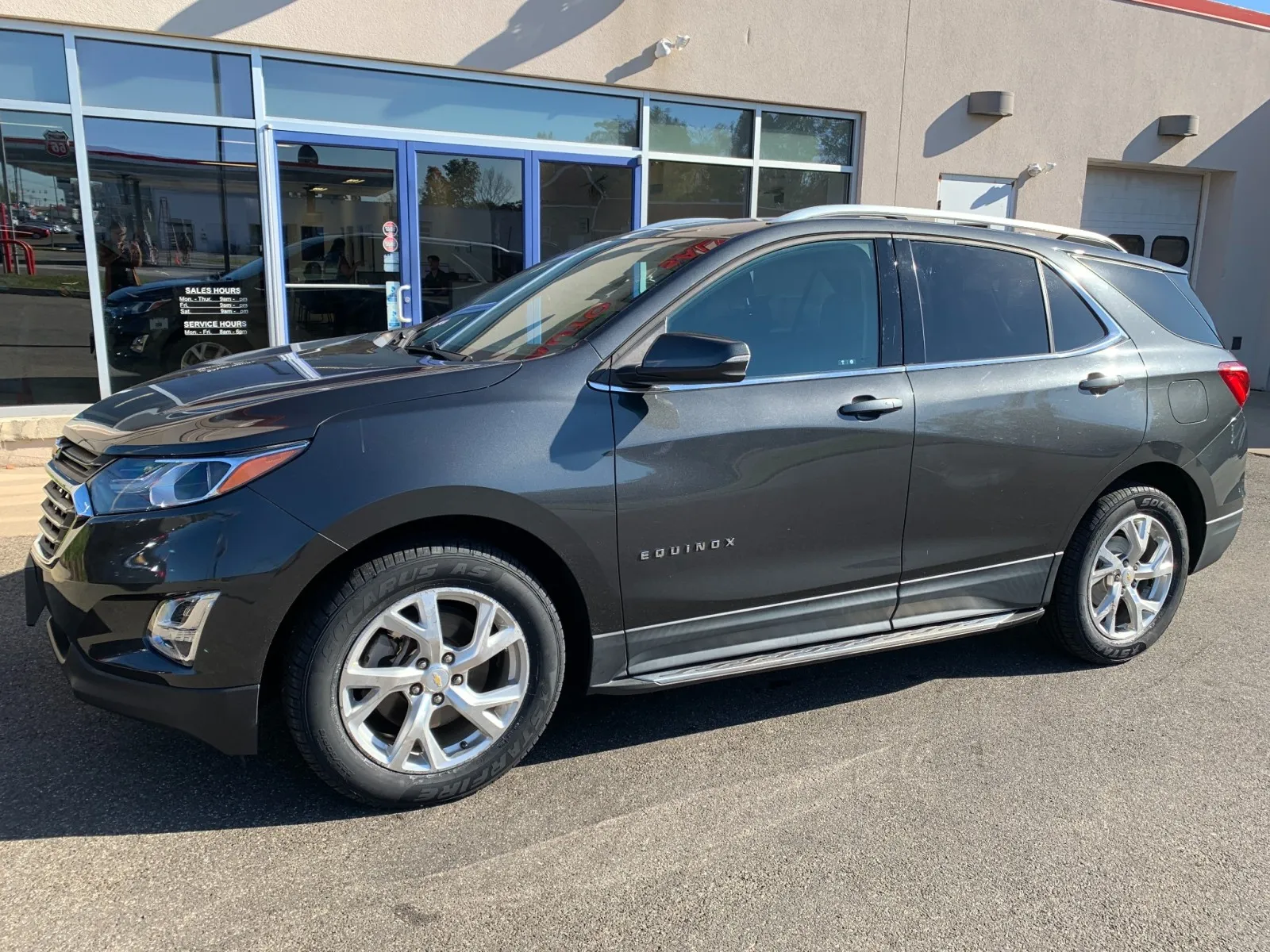 2019 Chevrolet Equinox LT's photo