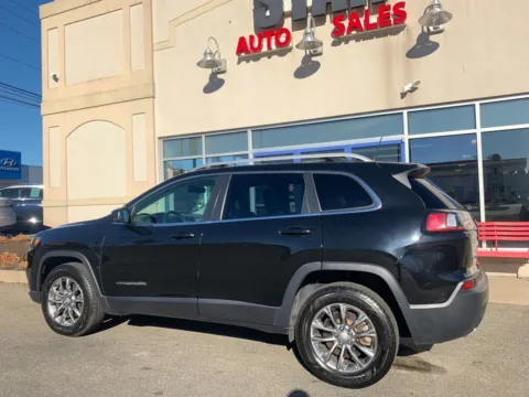 More photos of 2019 Jeep Cherokee Latitude Plus at Star Auto Sales, CT