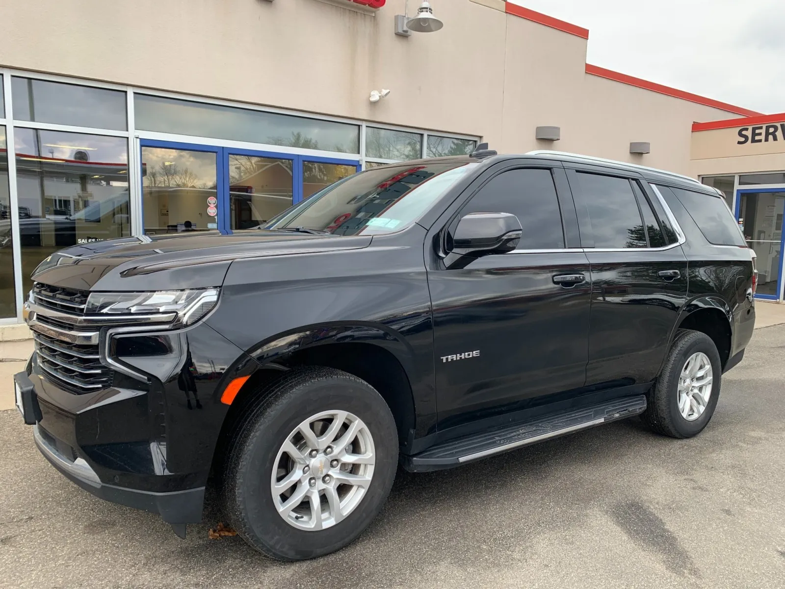 Black 2023 Chevrolet Tahoe LT for sale in Meriden, CT