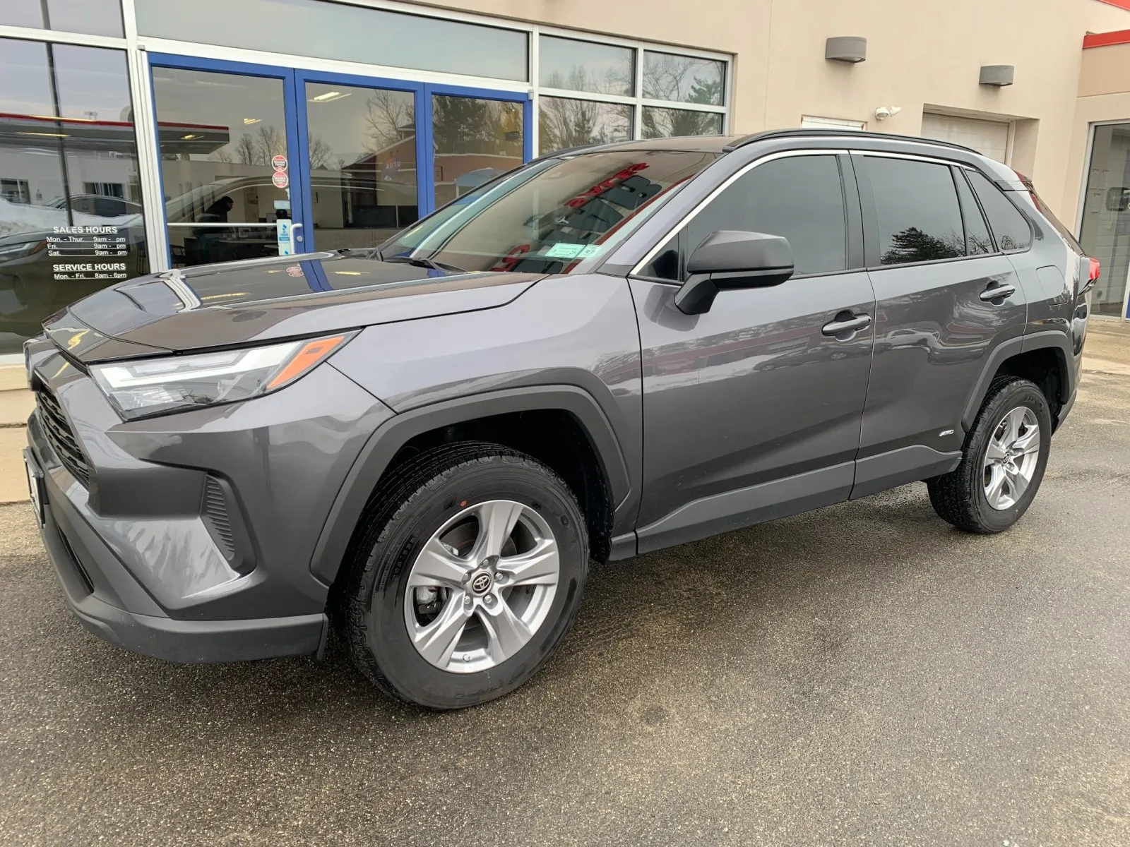 Gray 2024 Toyota RAV4 Hybrid LE for sale in Meriden, CT