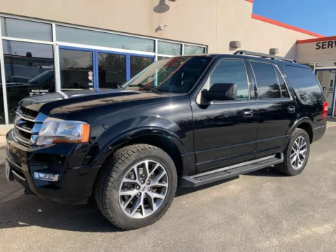 Black 2017 Ford Expedition XLT for sale in Meriden, CT