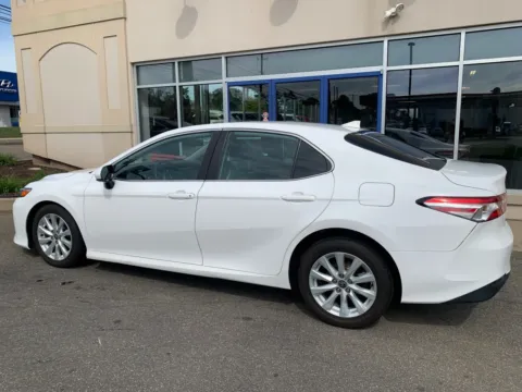 More photos of 2020 Toyota Camry LE at Star Auto Sales, CT