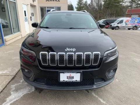 Photos of 2019 Jeep Cherokee Latitude Plus for sale in Meriden, CT at Star Auto Sales