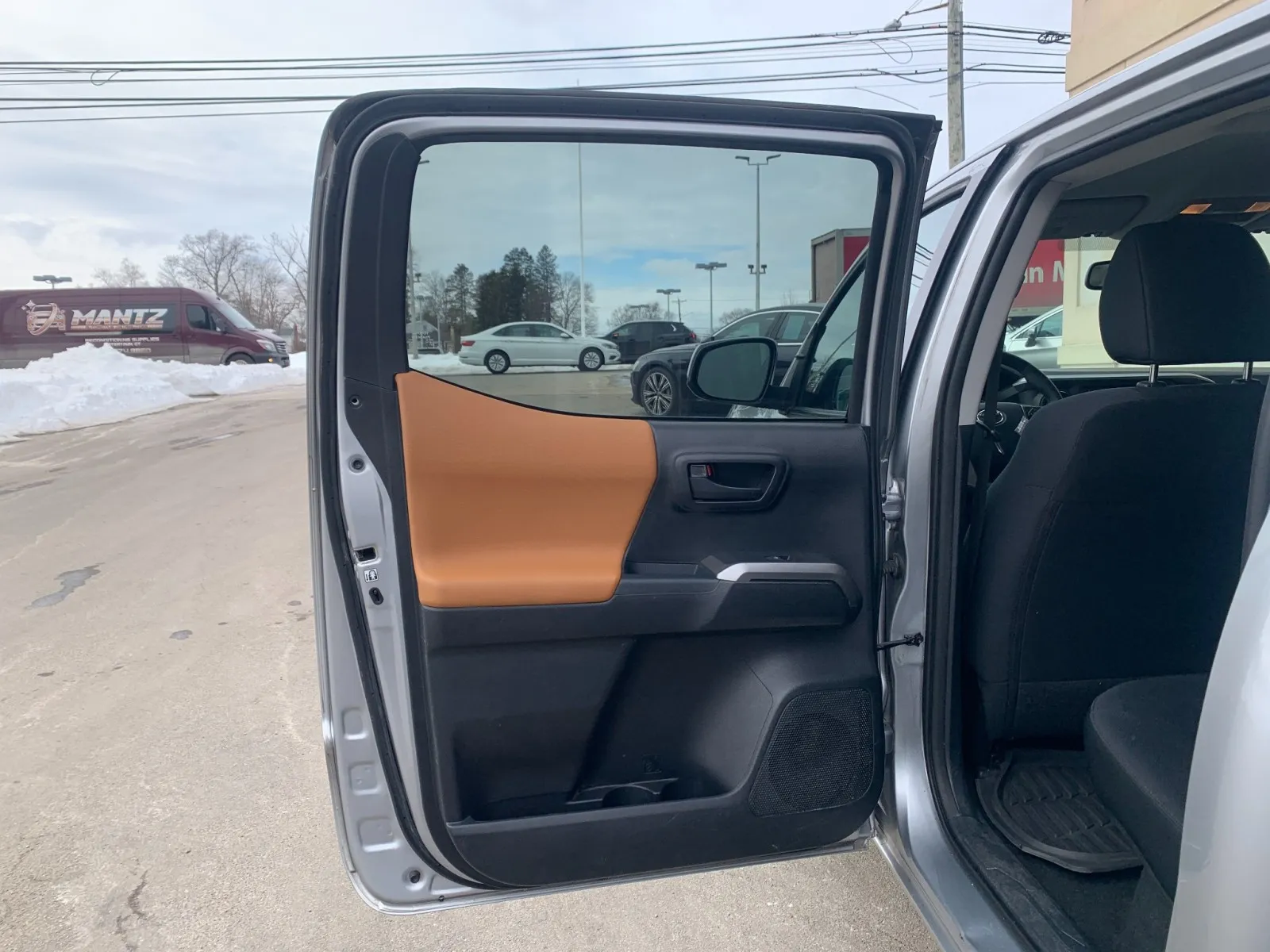 2017 Toyota Tacoma SR5 - Photo 26