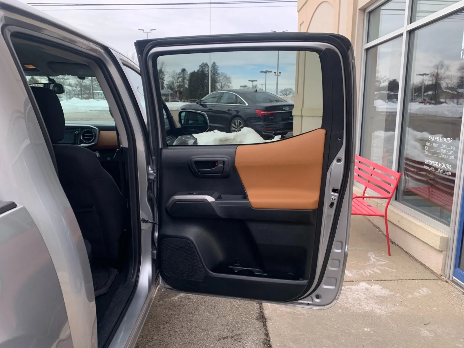2017 Toyota Tacoma SR5 - Photo 29