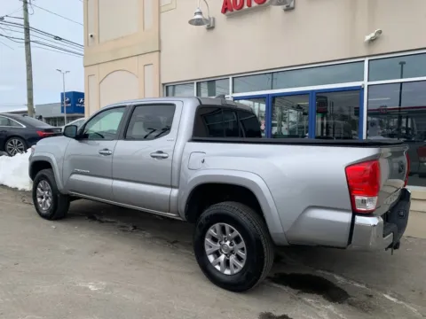 More photos of 2017 Toyota Tacoma SR5 at Star Auto Sales, CT