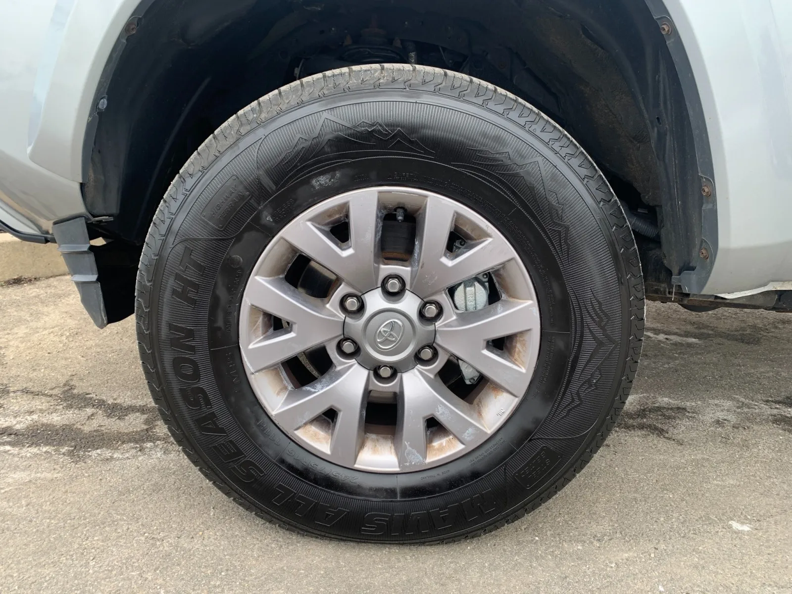 2017 Toyota Tacoma SR5 - Photo 35