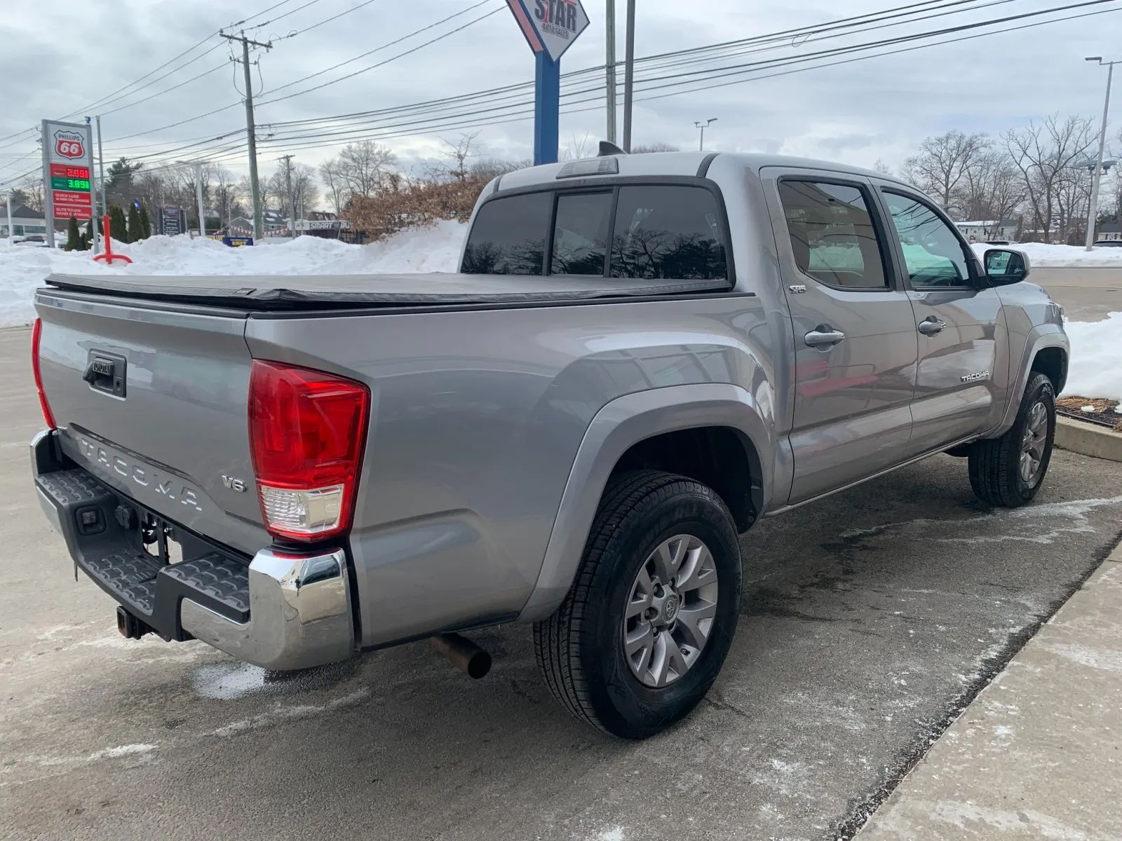 2017 Toyota Tacoma SR5 - Photo 7