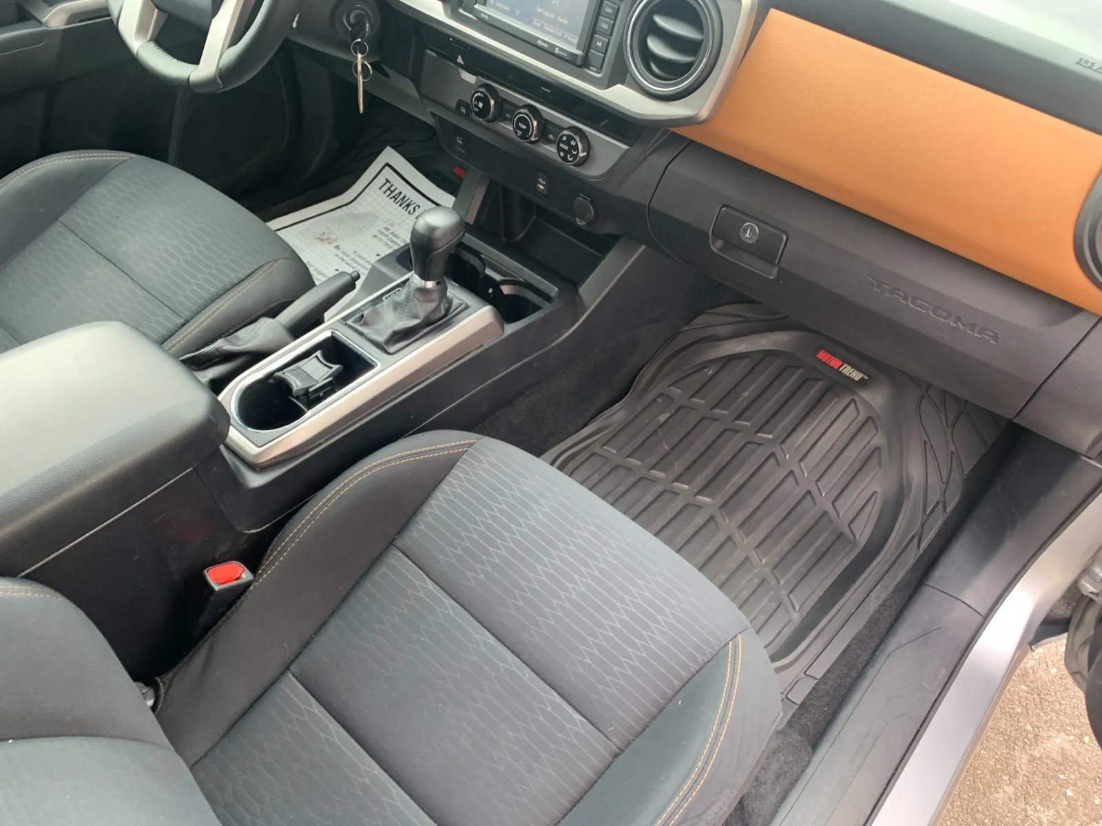 2017 Toyota Tacoma SR5 - Photo 33