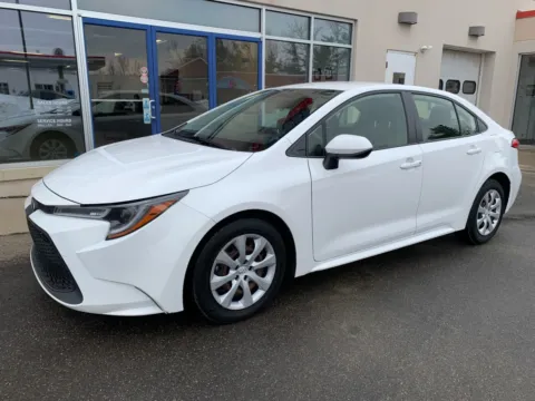 White 2020 Toyota Corolla LE for sale in Meriden, CT