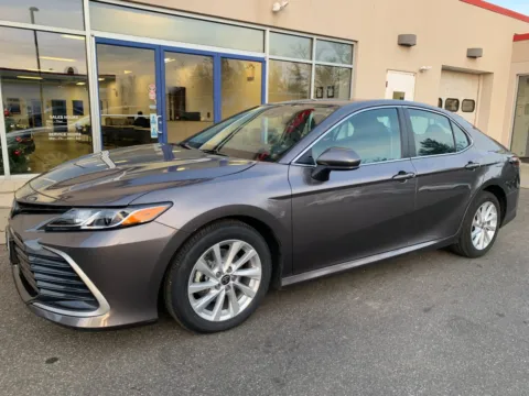 Gray 2023 Toyota Camry LE for sale in Meriden, CT