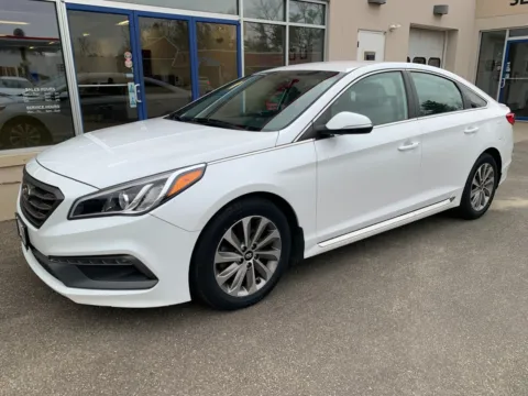 White 2017 Hyundai Sonata Sport for sale in Meriden, CT