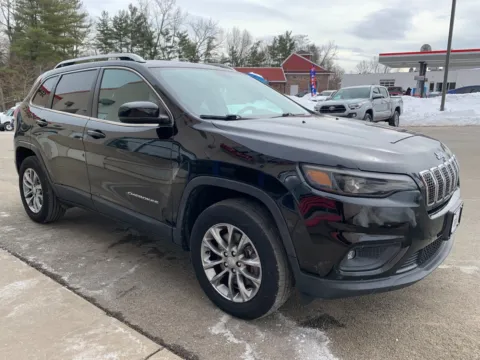 Another view of 2019 Jeep Cherokee Latitude Plus for sale in Meriden, CT at Star Auto Sales