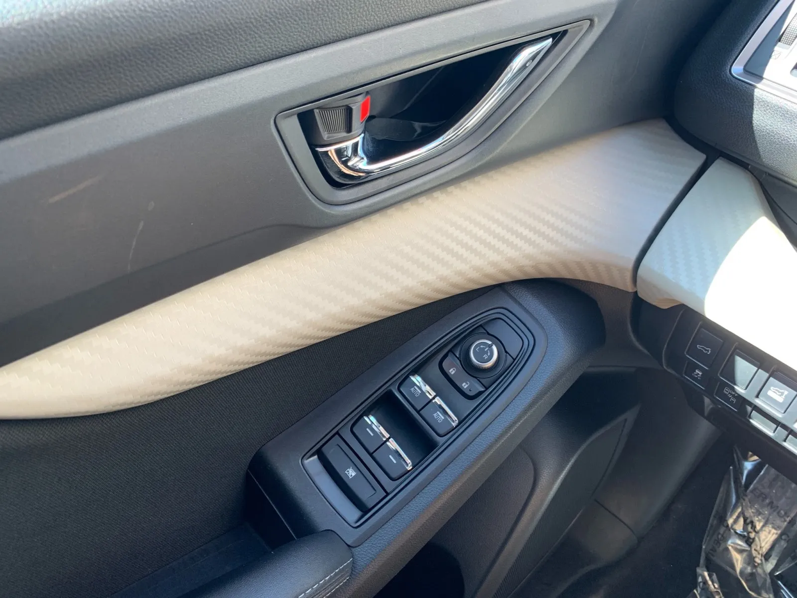 2019 Subaru Ascent Premium - Photo 16