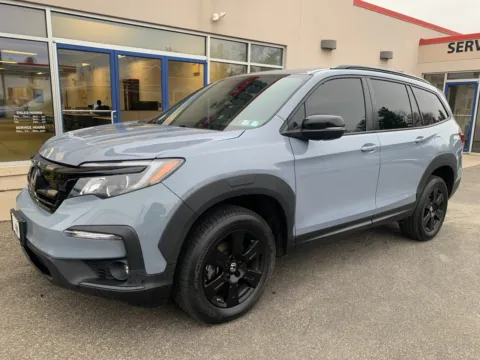 Gray 2022 Honda Pilot TrailSport for sale in Meriden, CT