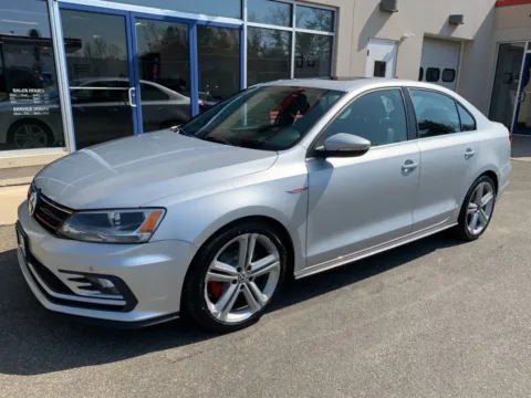 Silver 2016 Volkswagen Jetta Sedan 2.0T GLI SE for sale in Meriden, CT
