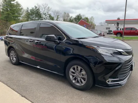 Another view of 2022 Toyota Sienna XLE for sale in Meriden, CT at Star Auto Sales