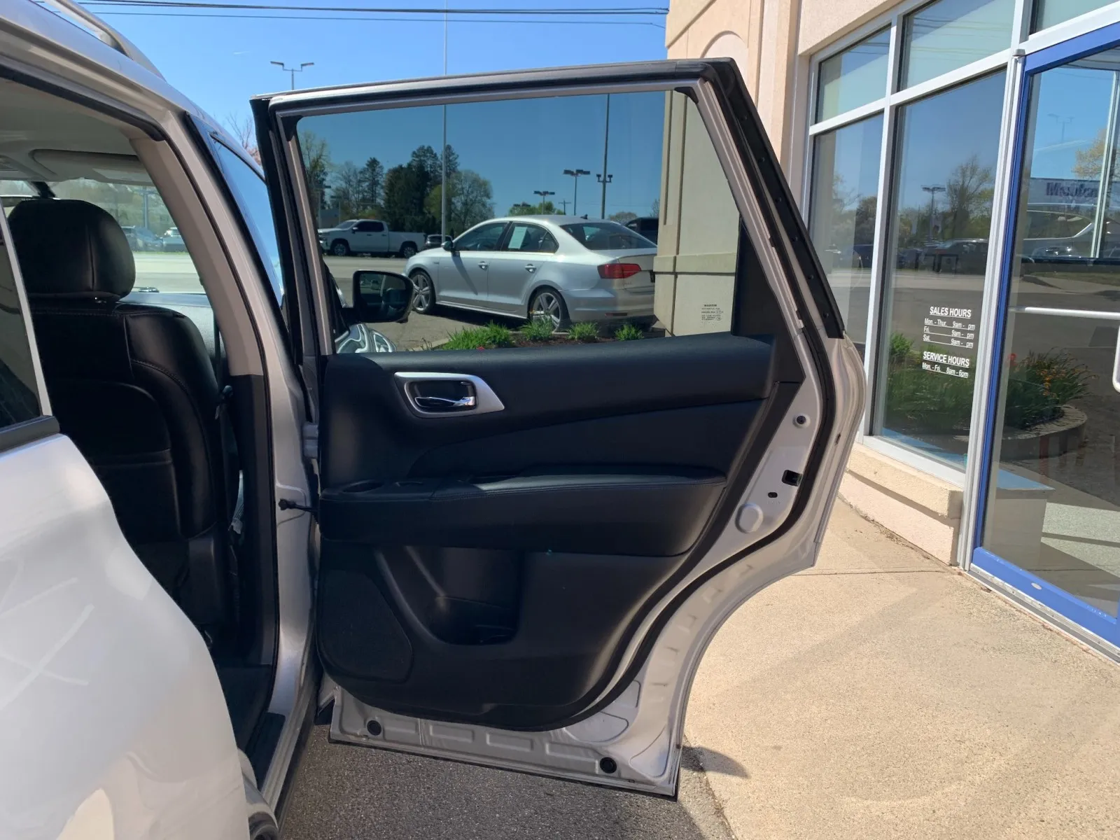 2020 Nissan Pathfinder SL - Photo 38