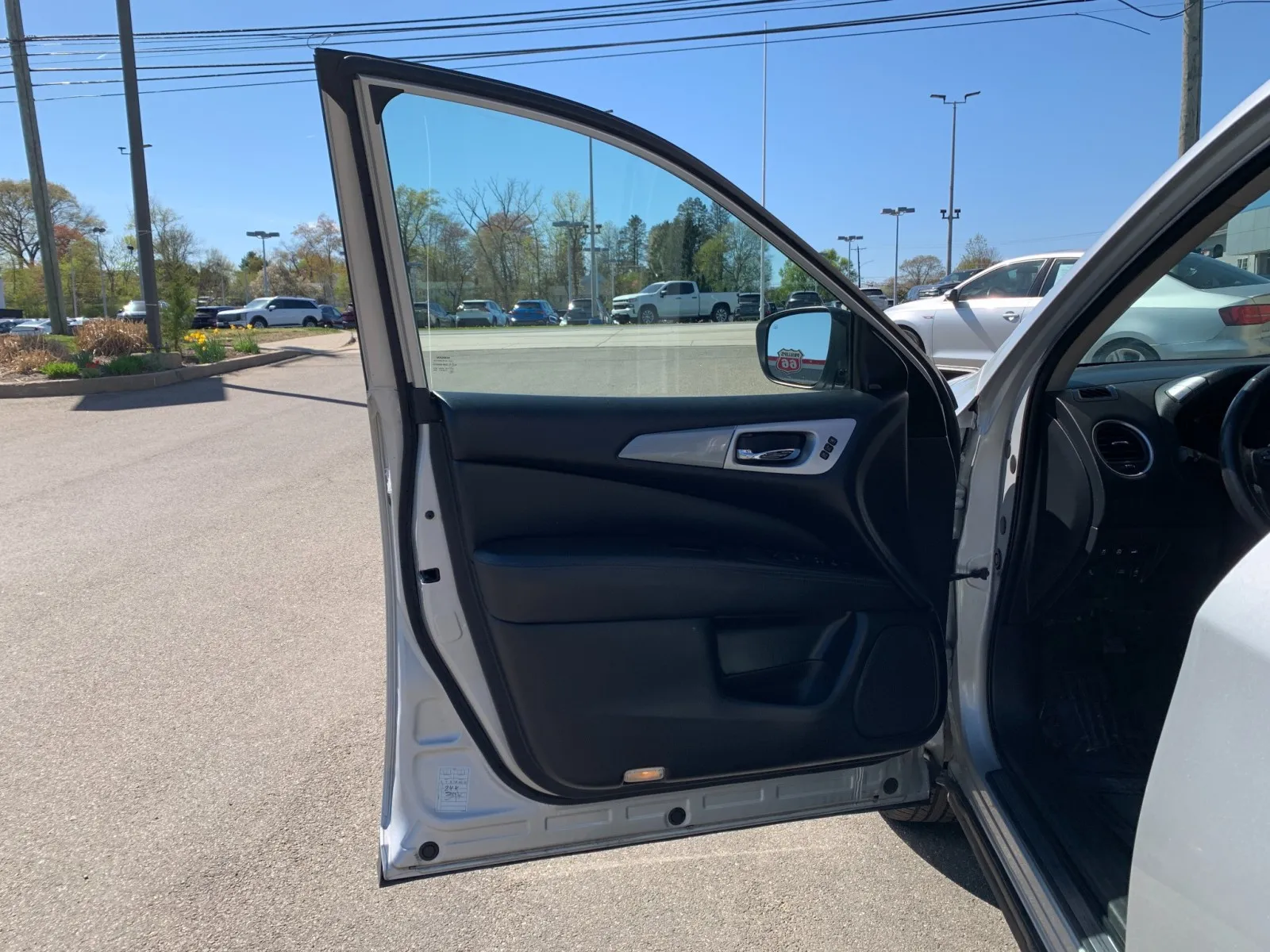 2020 Nissan Pathfinder SL - Photo 12