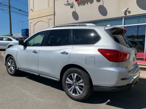 More photos of 2020 Nissan Pathfinder SL at Star Auto Sales, CT