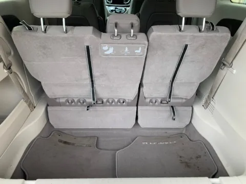 More photos of 2017 Chrysler Pacifica Touring at Star Auto Sales, CT