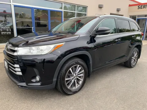 Black 2018 Toyota Highlander XLE for sale in Meriden, CT