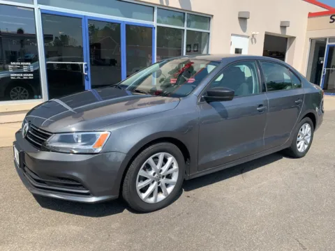 Gray 2015 Volkswagen Jetta Sedan 1.8T SE for sale in Meriden, CT