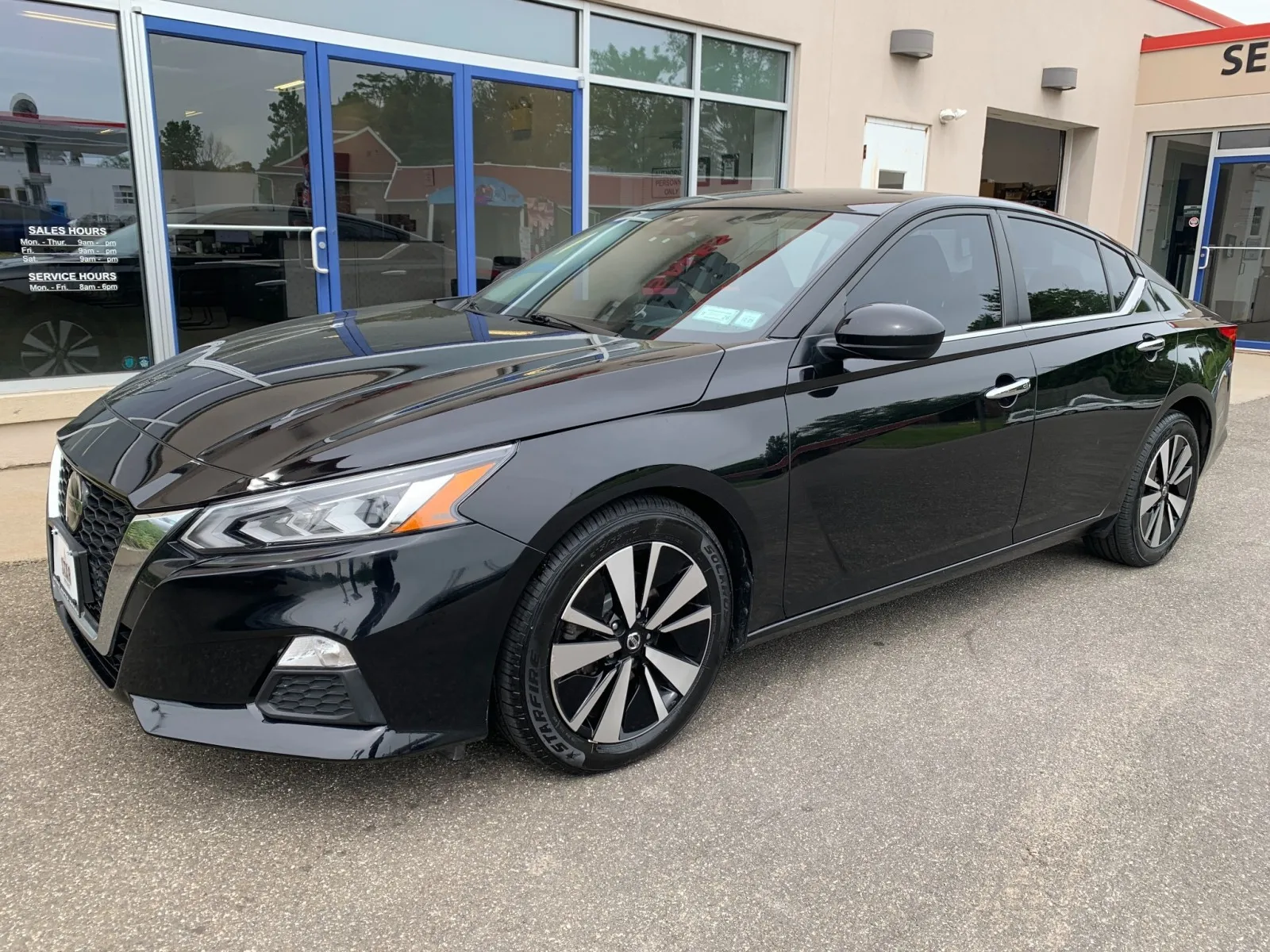 Black 2022 Nissan Altima 2.5 SV for sale in Meriden, CT
