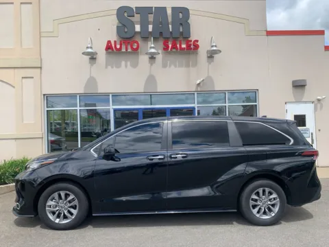More photos of 2022 Toyota Sienna XLE at Star Auto Sales, CT