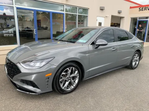 Gray 2023 Hyundai Sonata SEL for sale in Meriden, CT