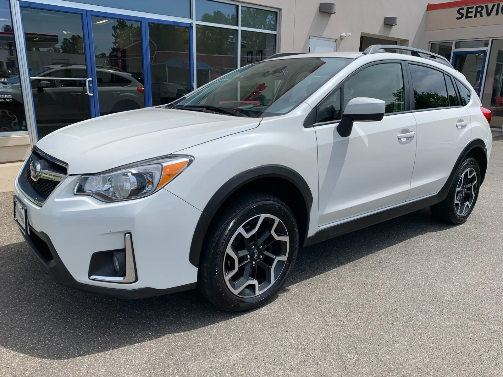 White 2016 Subaru Crosstrek Premium for sale in Meriden, CT