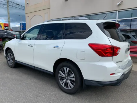 More photos of 2018 Nissan Pathfinder SL at Star Auto Sales, CT