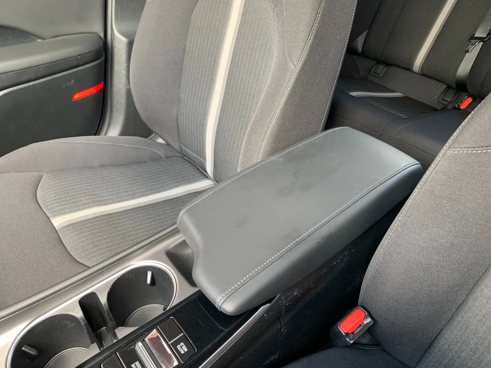 Hyundai Sonata photo 32