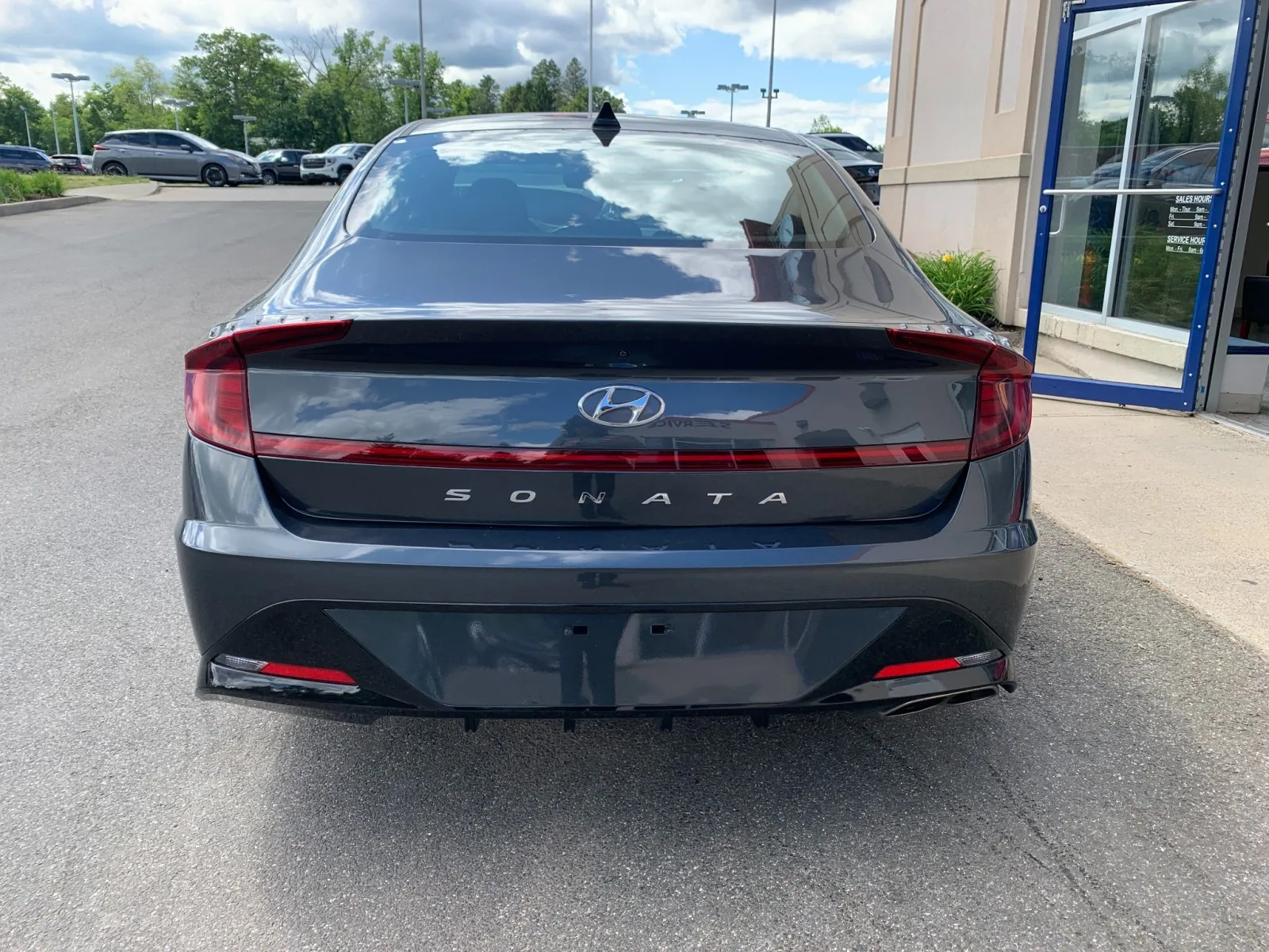 Hyundai Sonata photo 6